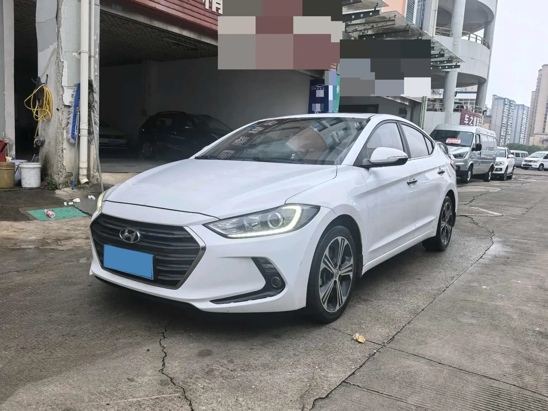 2018 HYUNDAI ELANTRA view 1