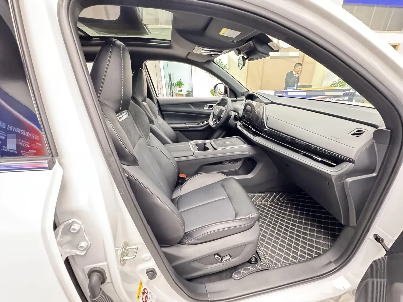 2025 CHANGAN QIYUAN thumbnail 4