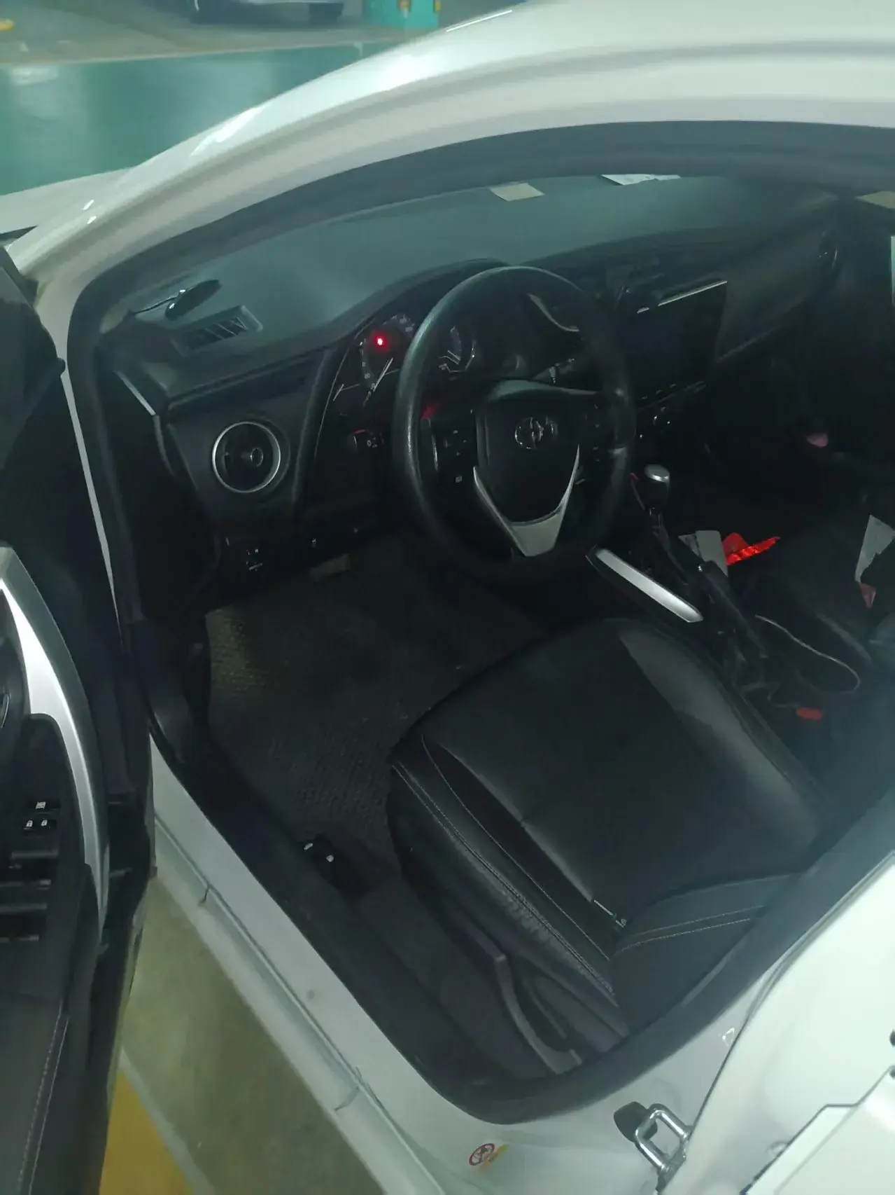 2017 TOYOTA LEVIN thumbnail 3