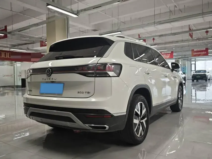 2024 VOLKSWAGEN TAYRON thumbnail 3