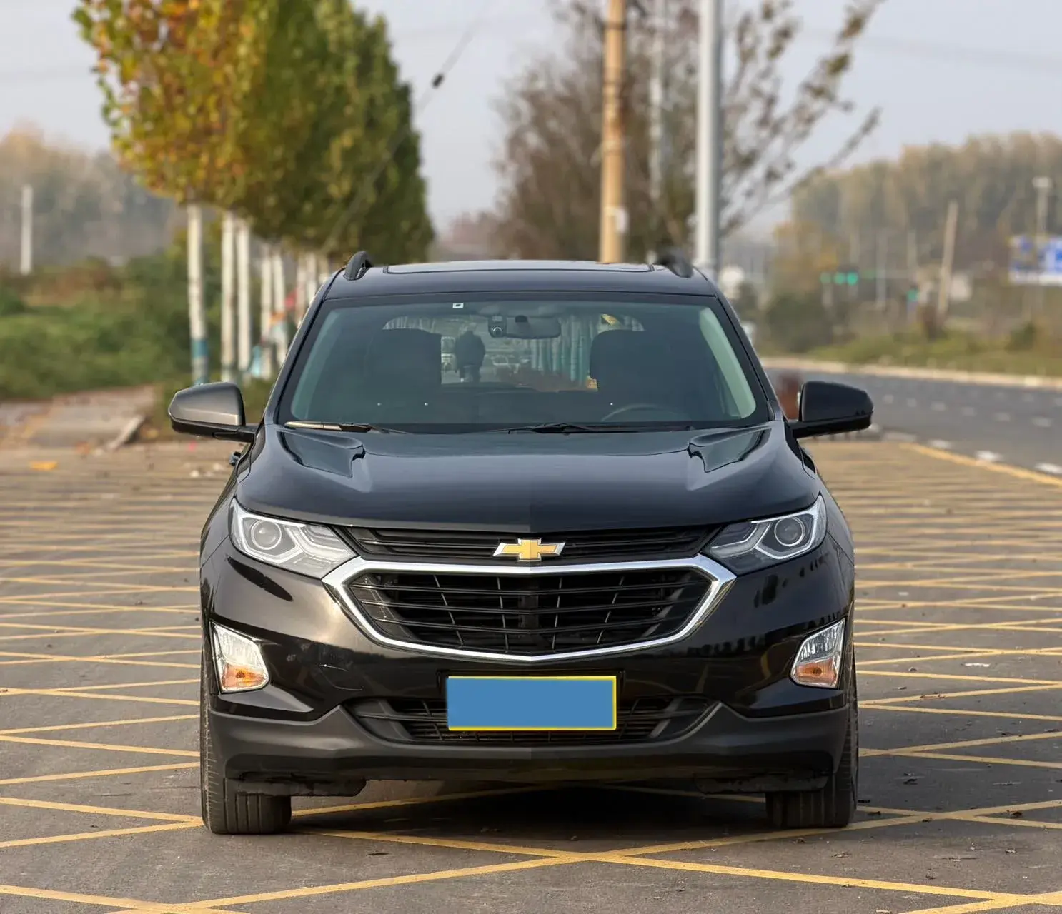 2019 CHEVROLET EQUINOX thumbnail 3