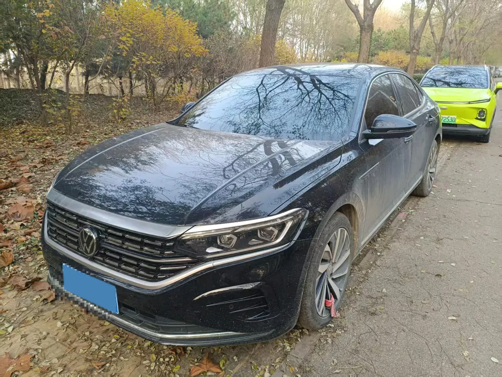 2023 VOLKSWAGEN PASSAT view 1