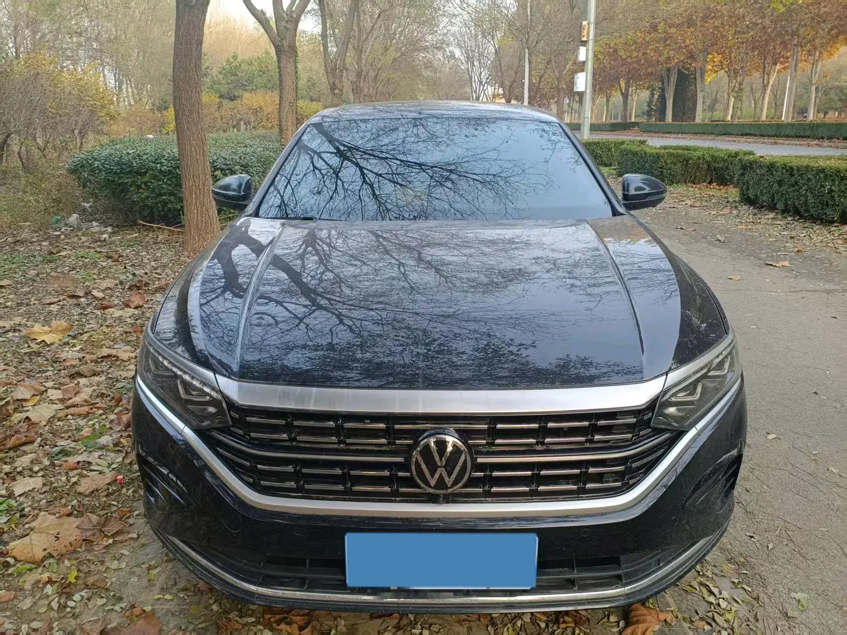 2023 VOLKSWAGEN PASSAT thumbnail 2