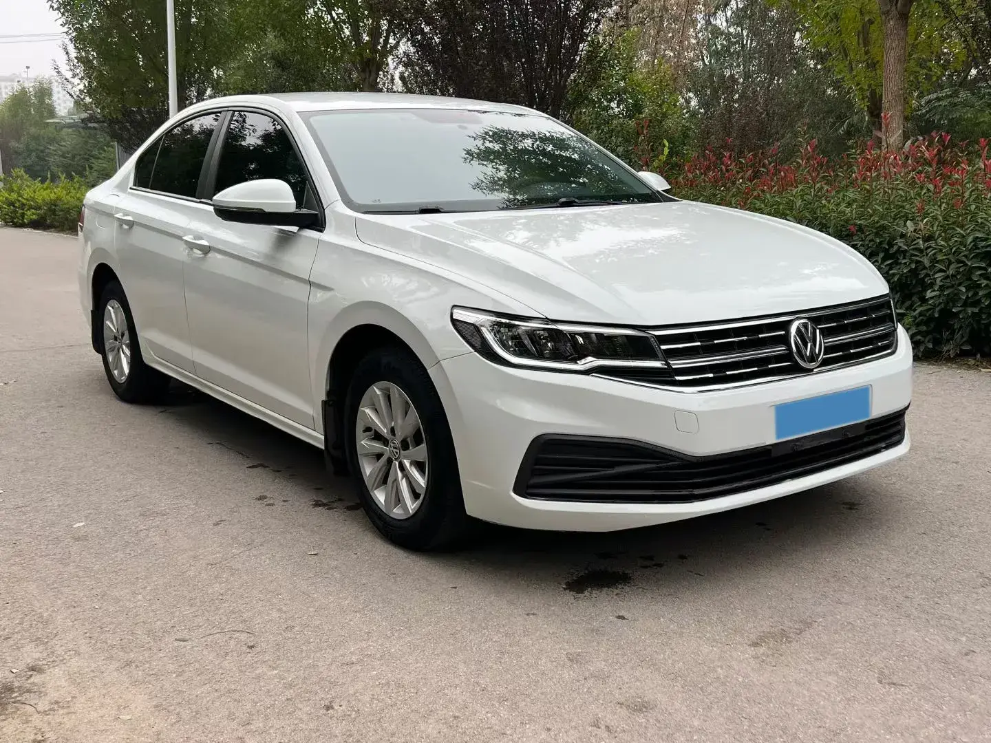 2019 VOLKSWAGEN BORA thumbnail 3