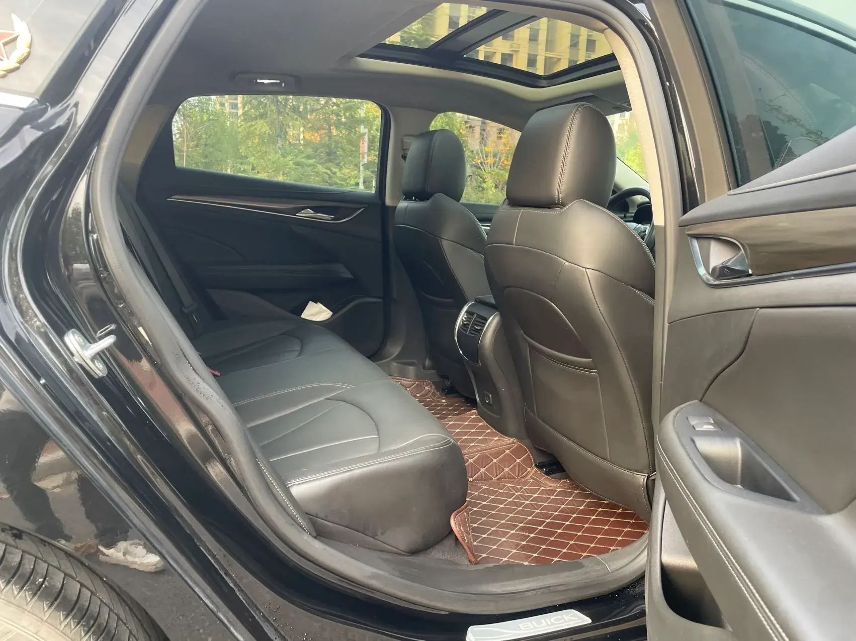 2020 BUICK LARCOSSE thumbnail 3