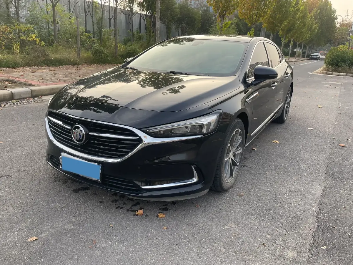 2020 Buick Larcosse 2.0T 237HP L4 9AT