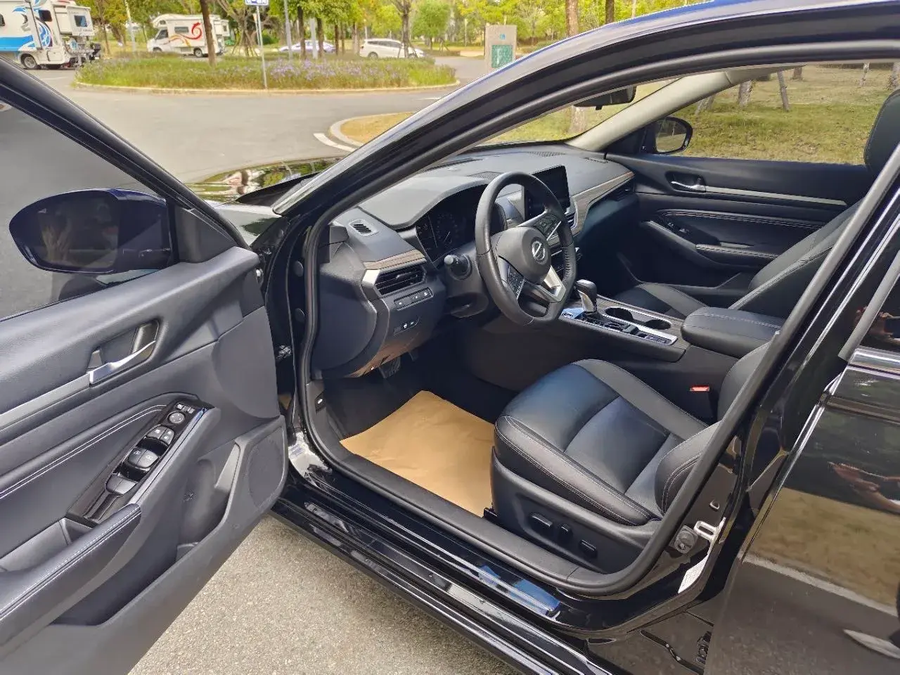 2021 NISSAN TEANA thumbnail 3