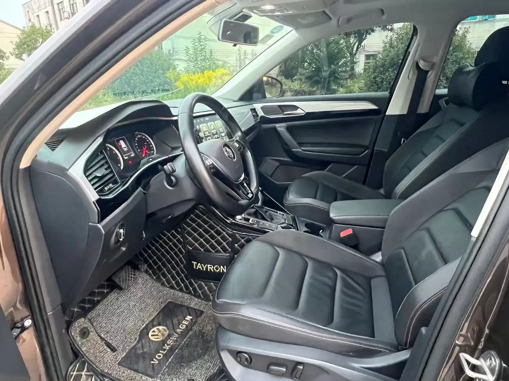 2019 VOLKSWAGEN TAYRON thumbnail 4