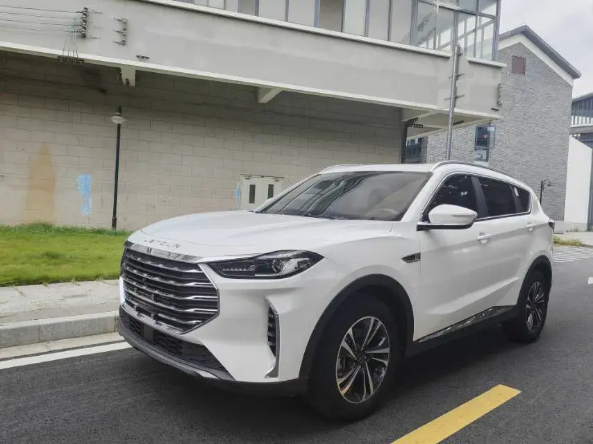 2021 JETOUR X70 view 1