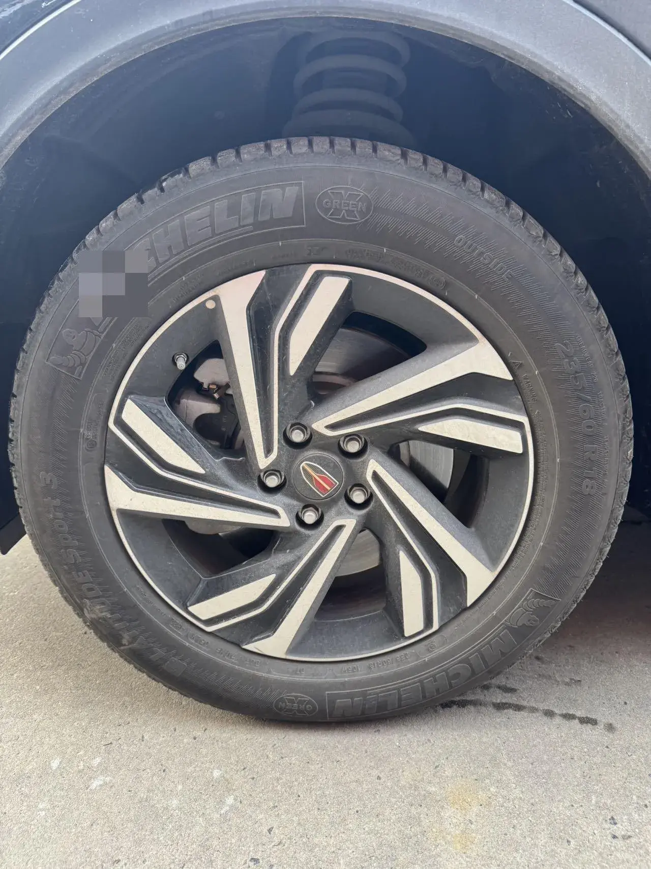 2022 HONGQI HS5 thumbnail 2