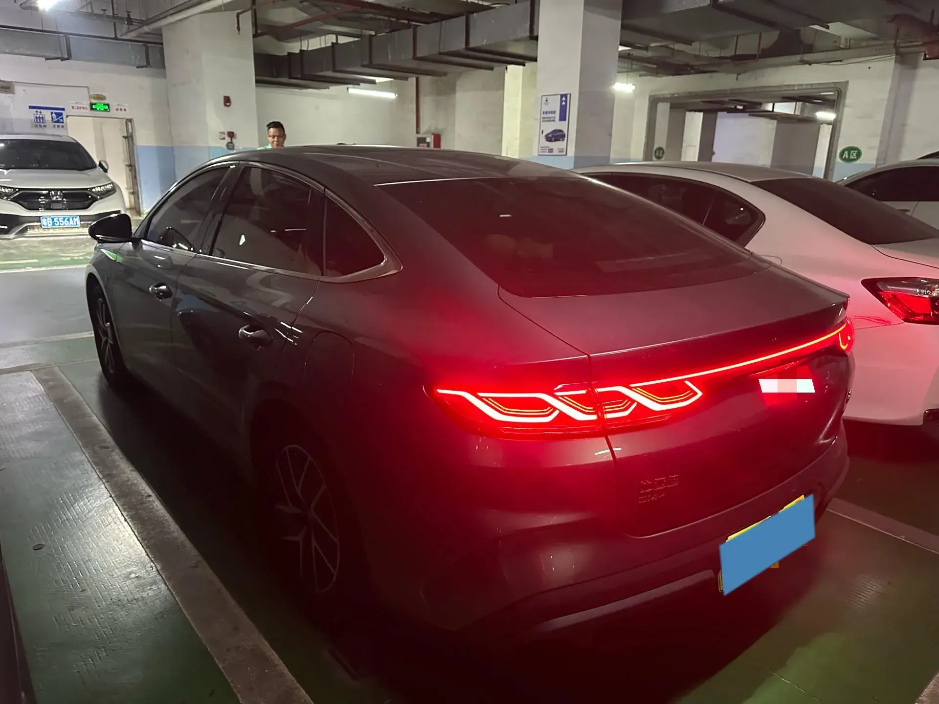 2024 BYD QINL thumbnail 4