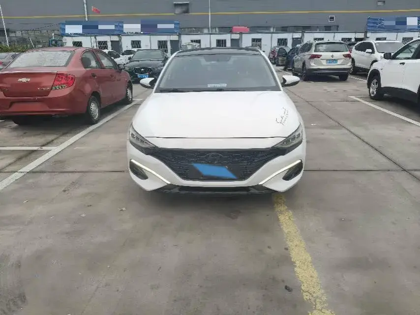 2019 HYUNDAI LA thumbnail 2