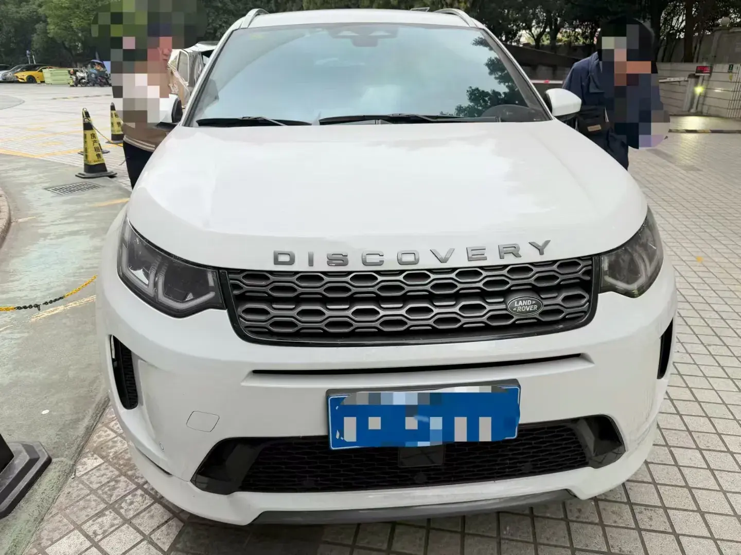 2022 LAND ROVER thumbnail 3