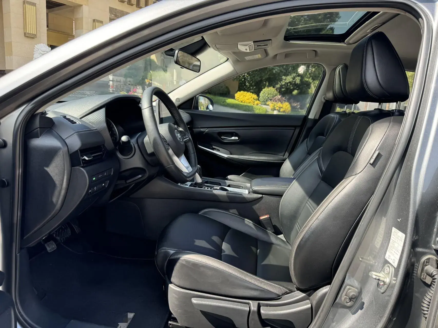 2021 NISSAN SYLPHY thumbnail 4