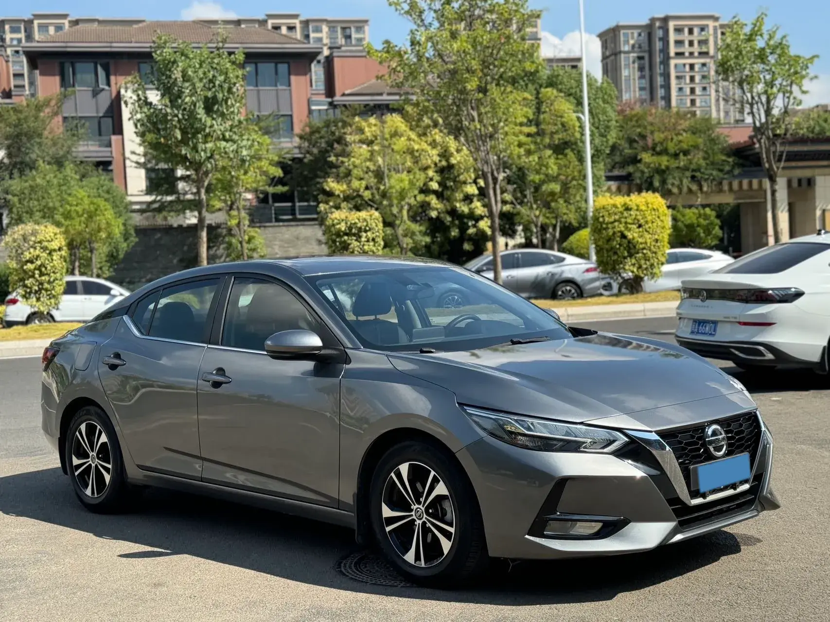 2021 NISSAN SYLPHY thumbnail 3