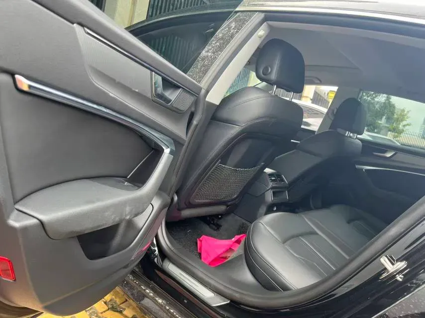 2021 Audi A7 2.0T 245HP L4 7DCT,autocango,china used car exporter,china ev exporter,chinese used car exporter,chinese used ev exporter