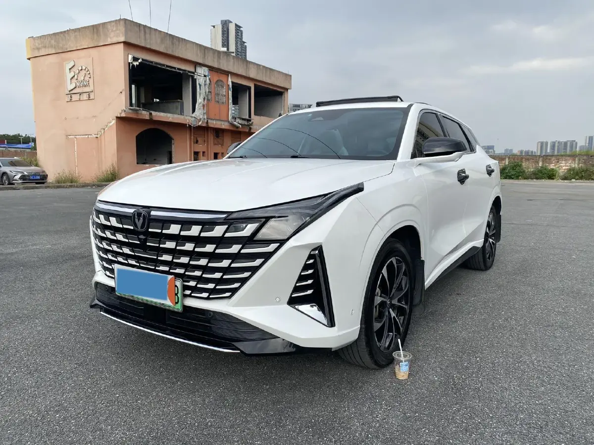 2024 ChangAn UNI-Z 1.5L 98HP L4 E-CVT PHEV 18.4KWH