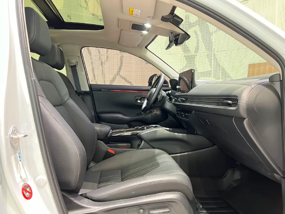 2023 Honda HR-V 2.0L 143HP L4 E-CVT Hybrid,autocango,china used car exporter,china ev exporter,chinese used car exporter,chinese used ev exporter