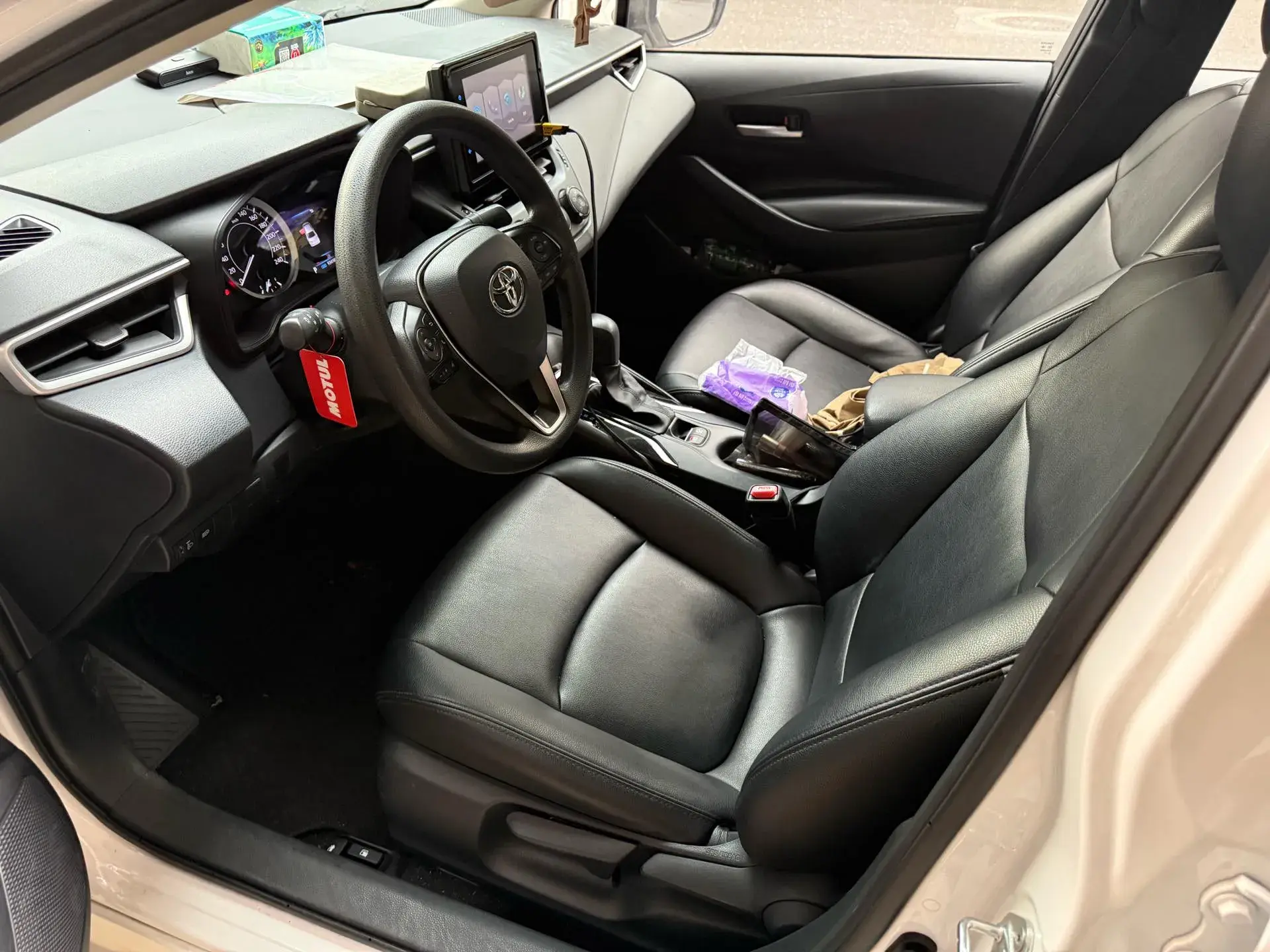 2021 TOYOTA COROLLA thumbnail 4