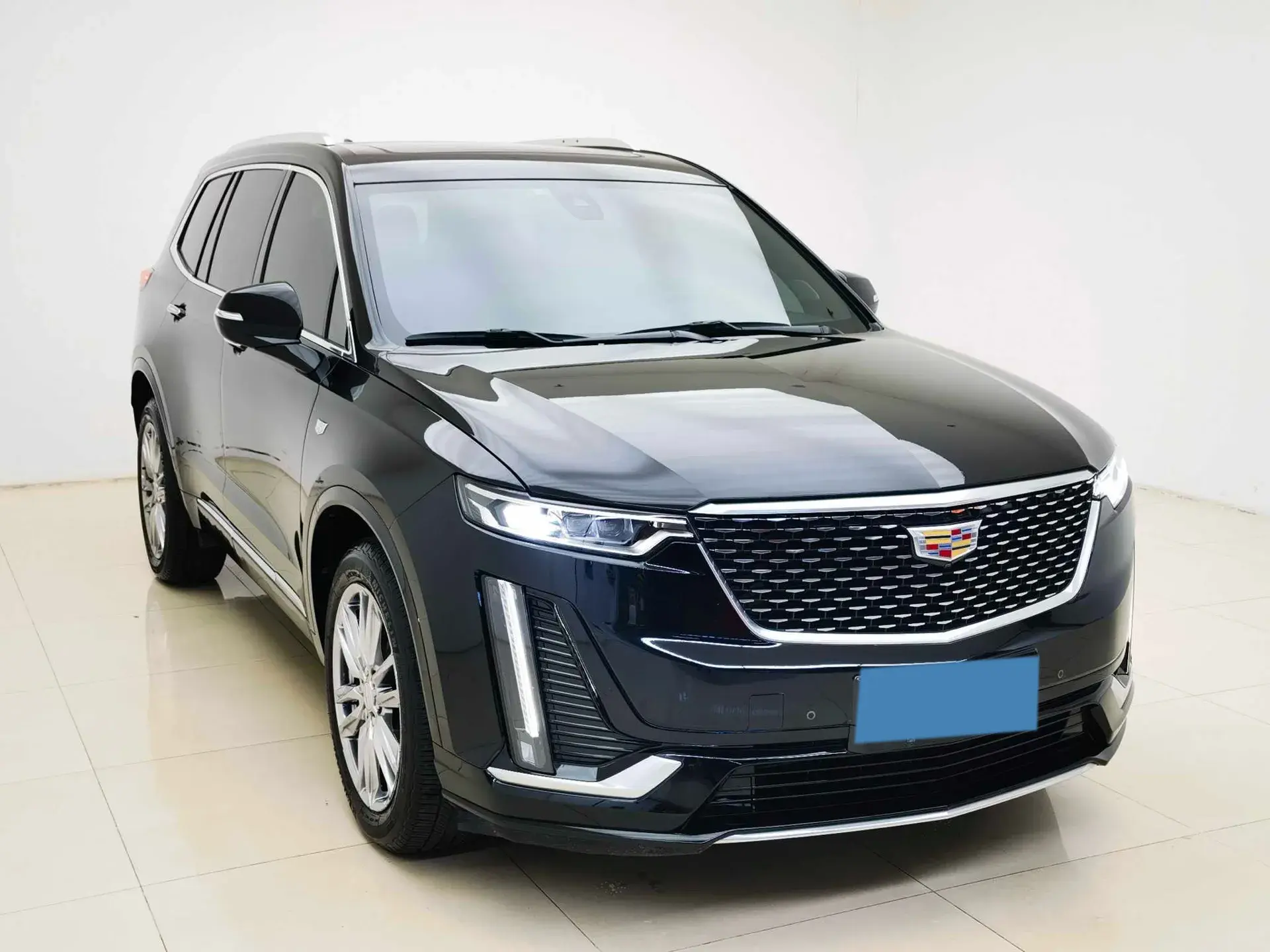 2022 CADILLAC XT6 thumbnail 3