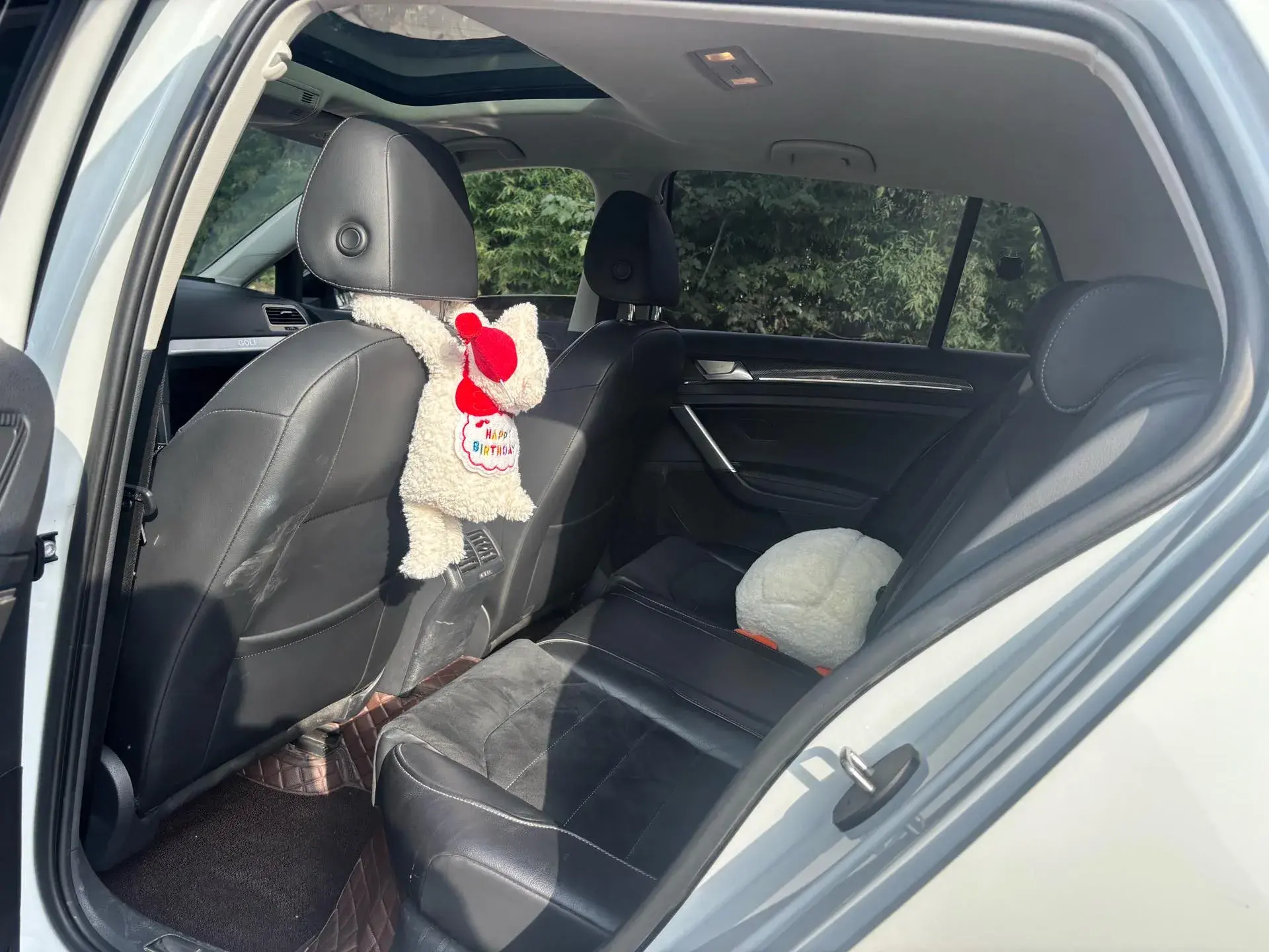 2018 VOLKSWAGEN GOLF thumbnail 4