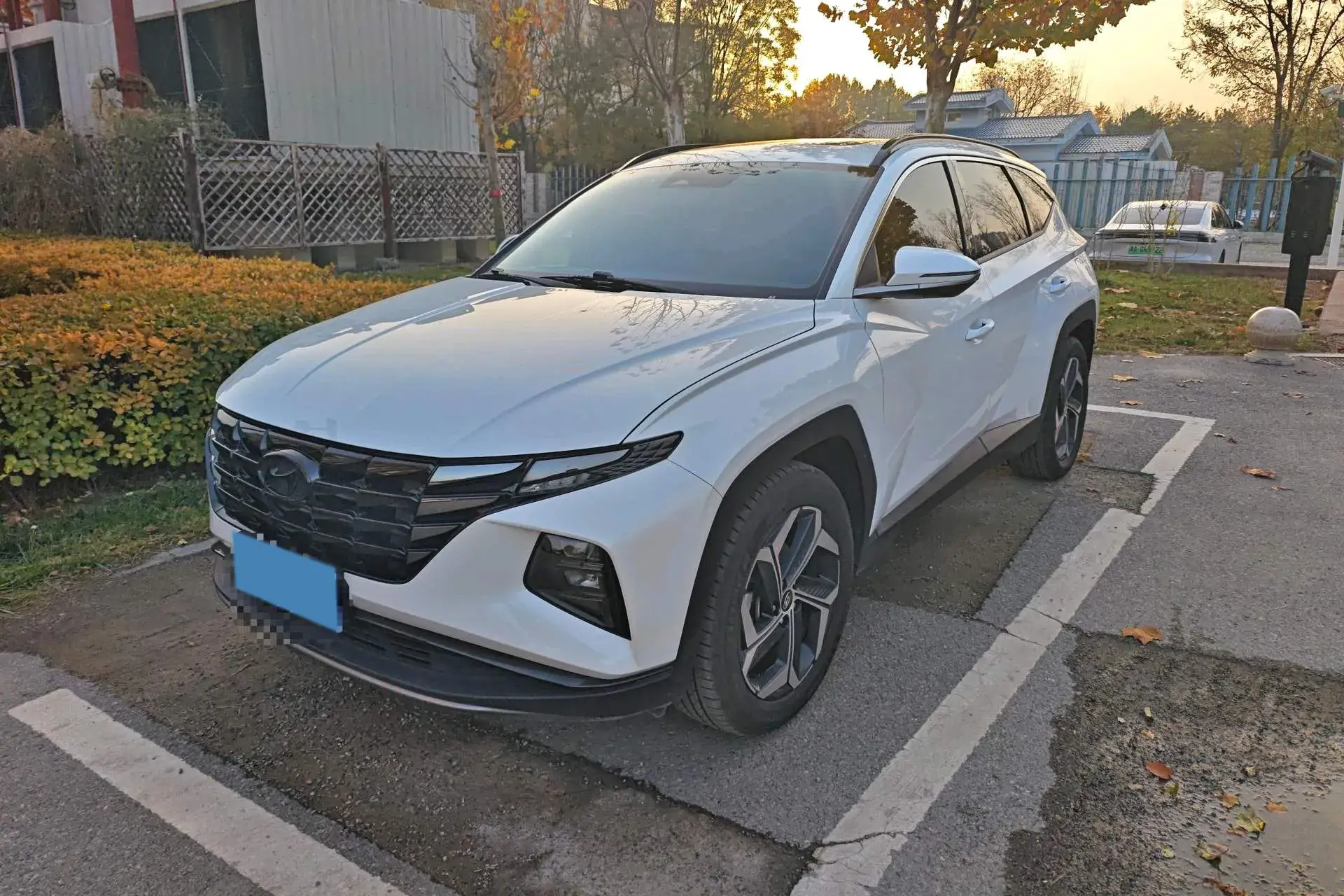 2022 HYUNDAI TUCSON view 1