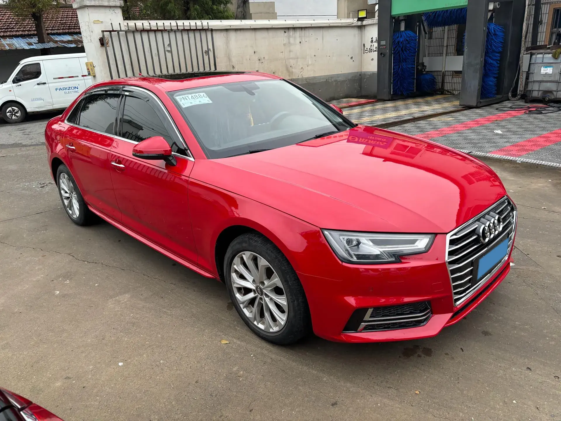 2019 AUDI A4L thumbnail 3