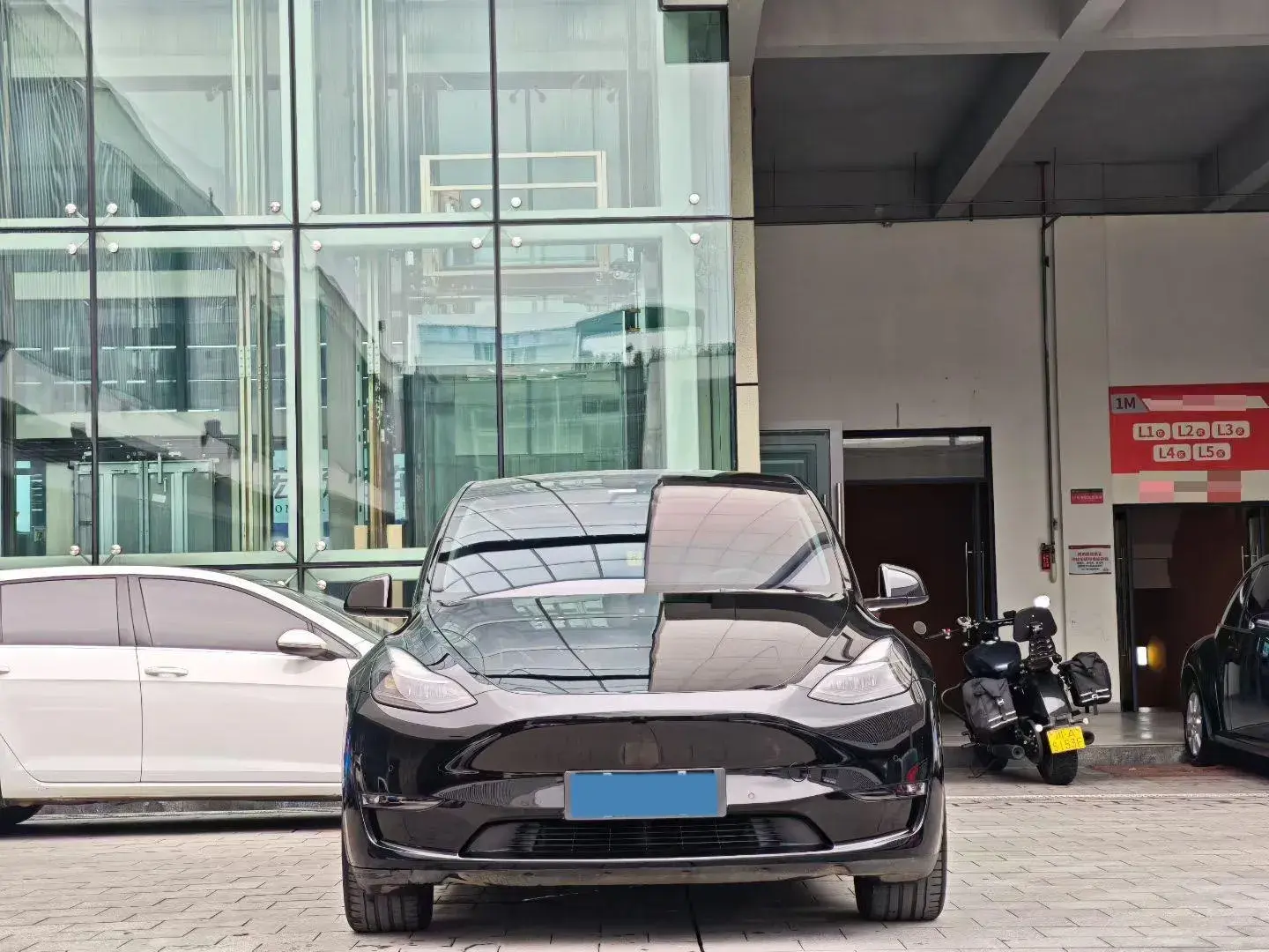 2021 TESLA MODEL thumbnail 2