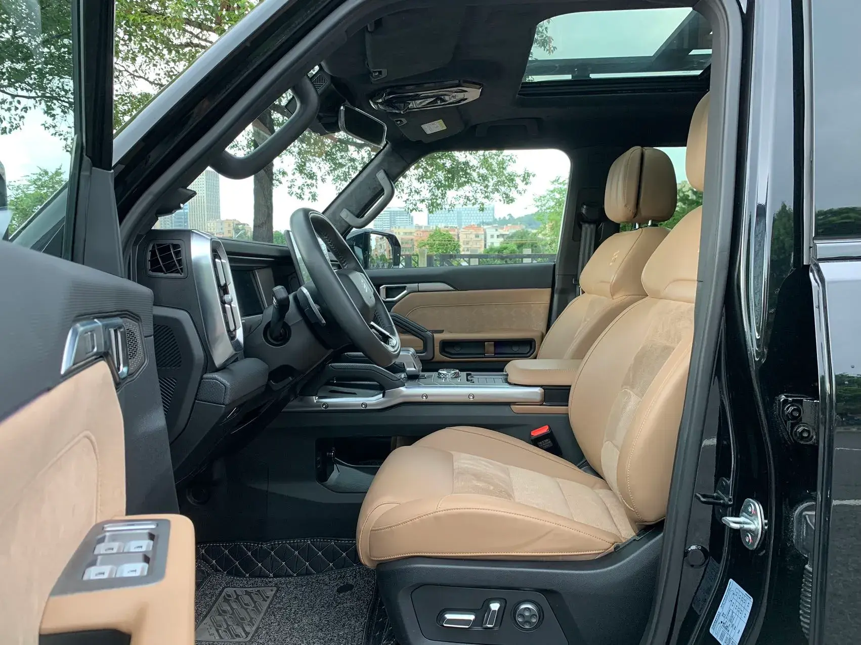 2023 JETOUR TRAVELLER thumbnail 4