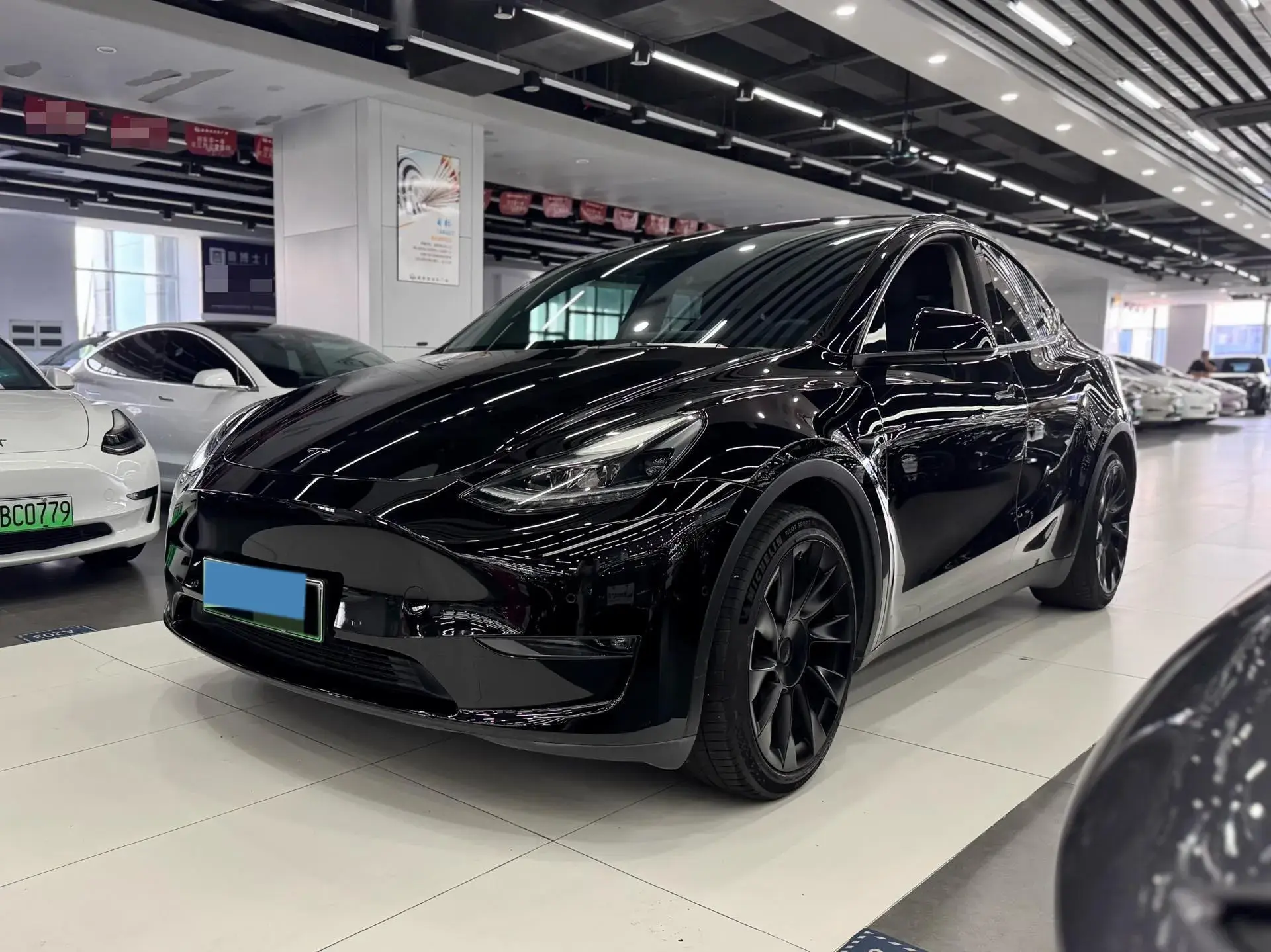 2022 TESLA MODEL view 1