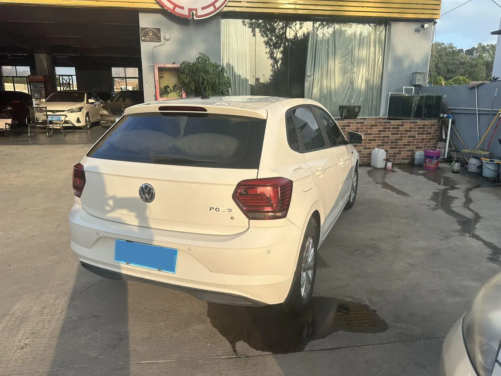 2019 VOLKSWAGEN POLO thumbnail 4