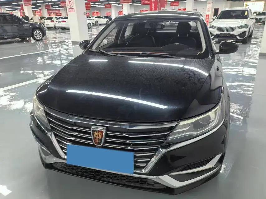 2017 ROEWE I6 thumbnail 3