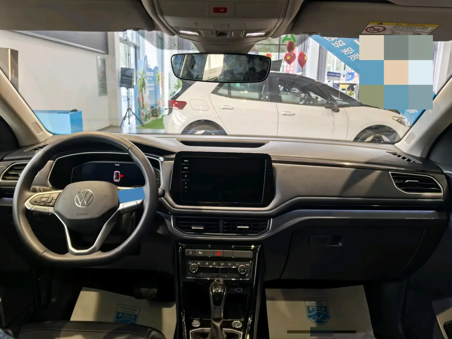 2025 VOLKSWAGEN THARU thumbnail 4