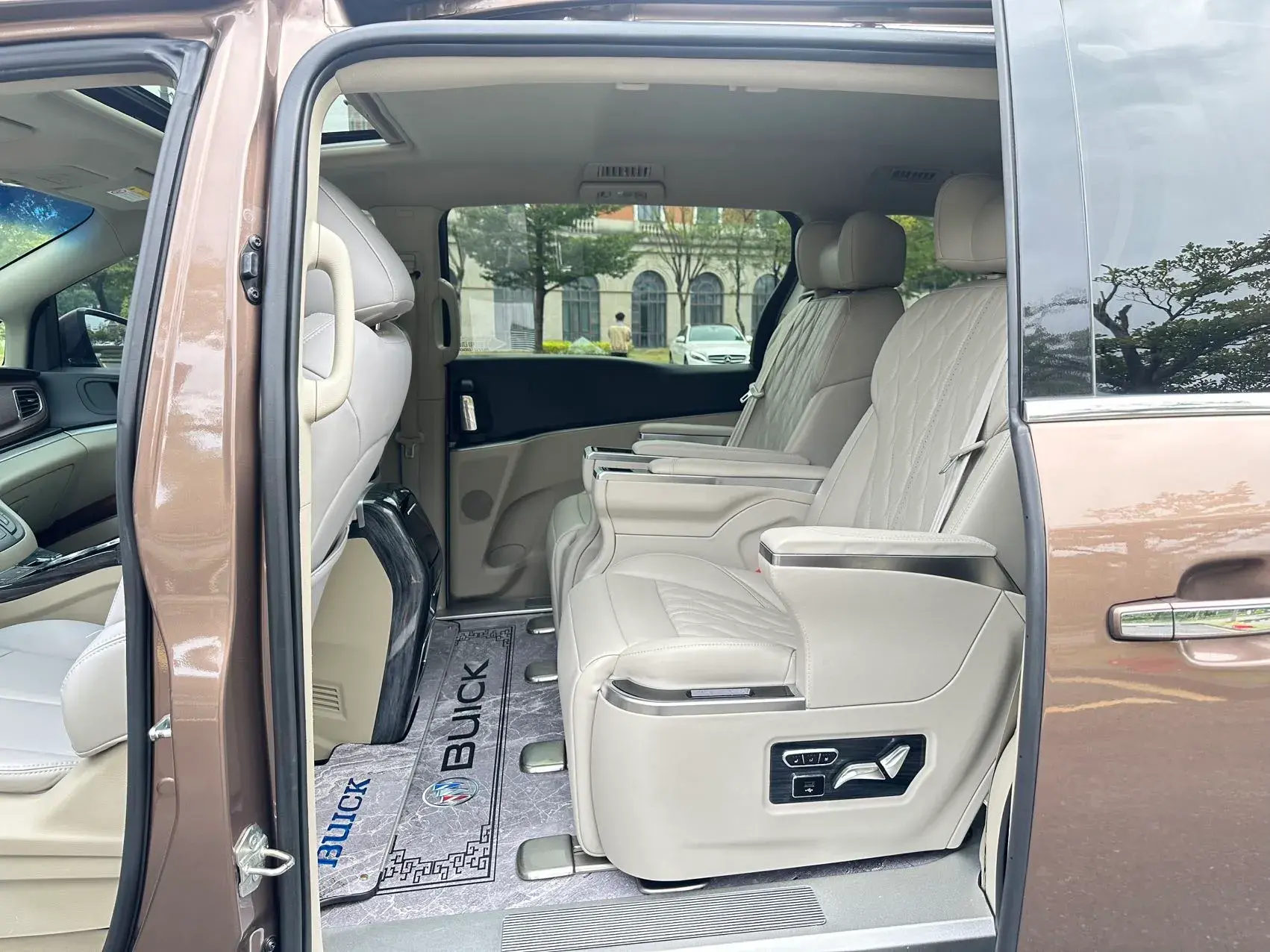 2018 BUICK GL8 thumbnail 4