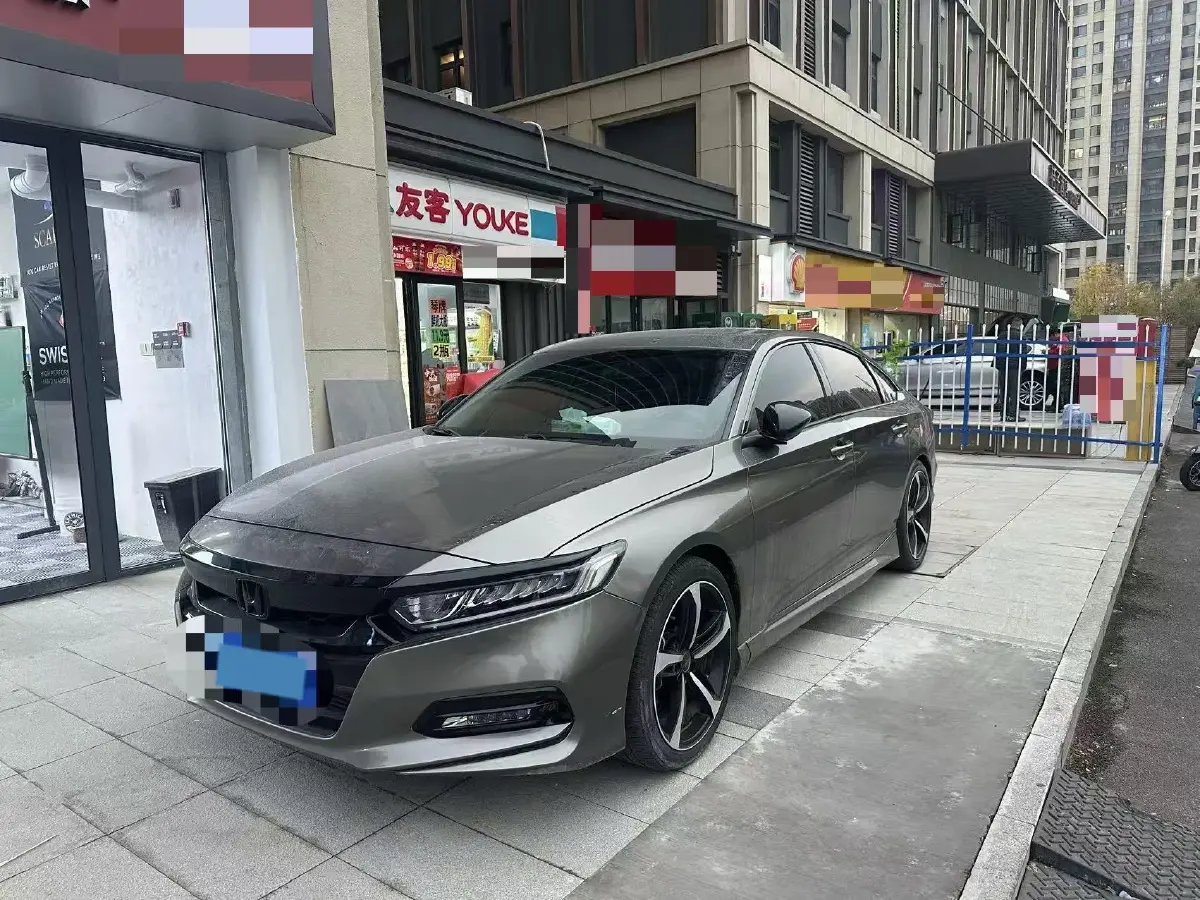 2018 Honda Accord 1.5T 194HP L4 CVT