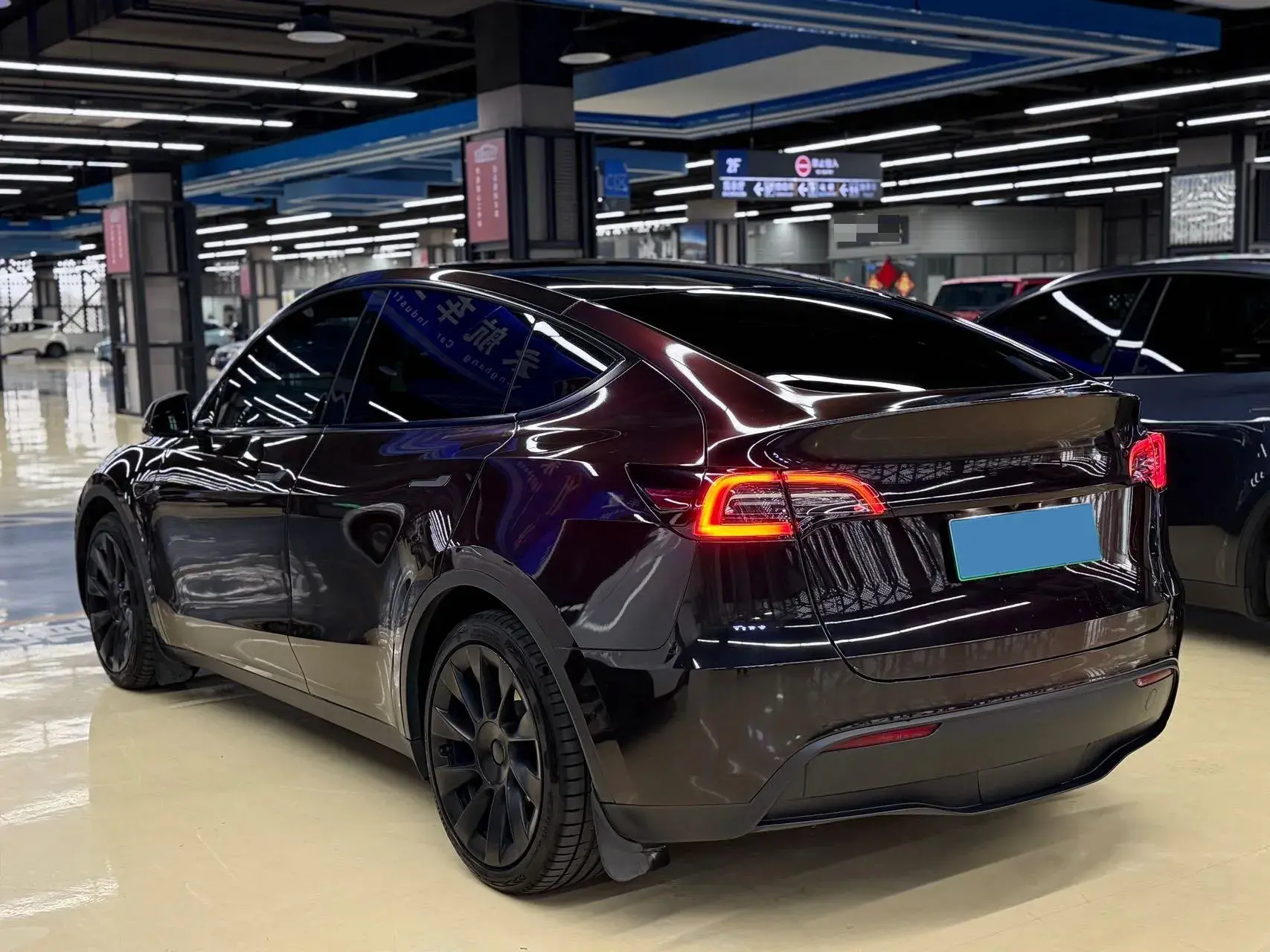 2021 TESLA MODEL thumbnail 2