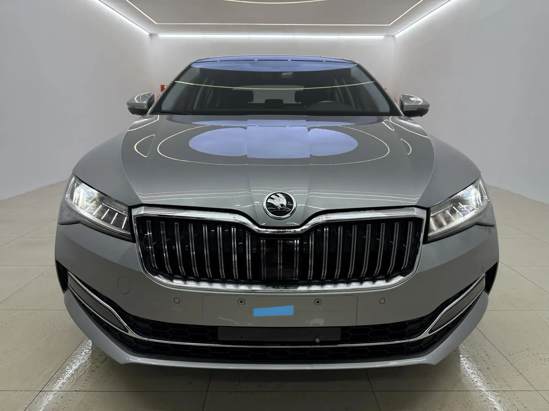 2021 SKODA SUPERB thumbnail 2