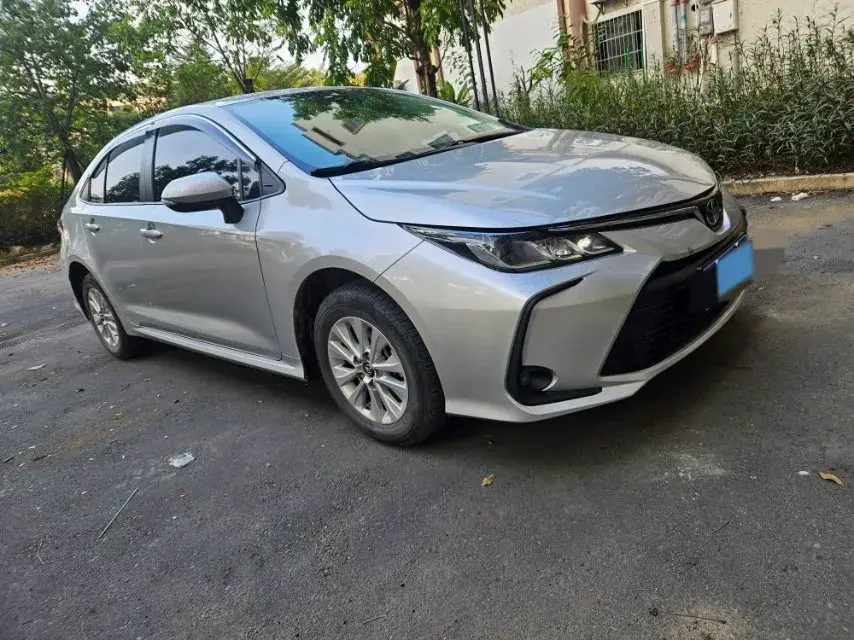 2021 TOYOTA COROLLA thumbnail 4