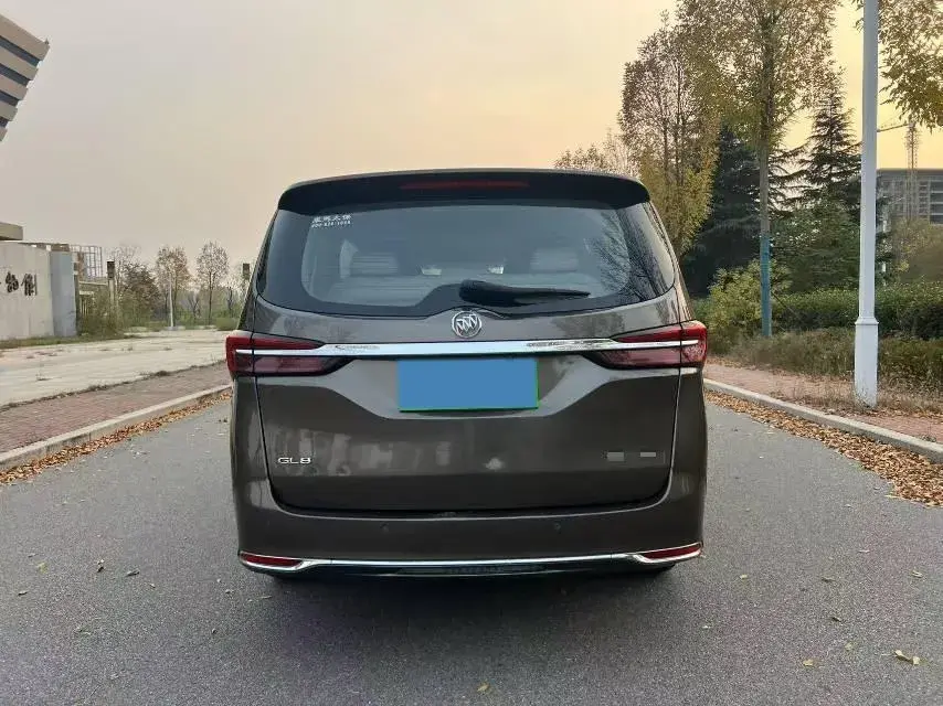 2023 BUICK GL8 thumbnail 4