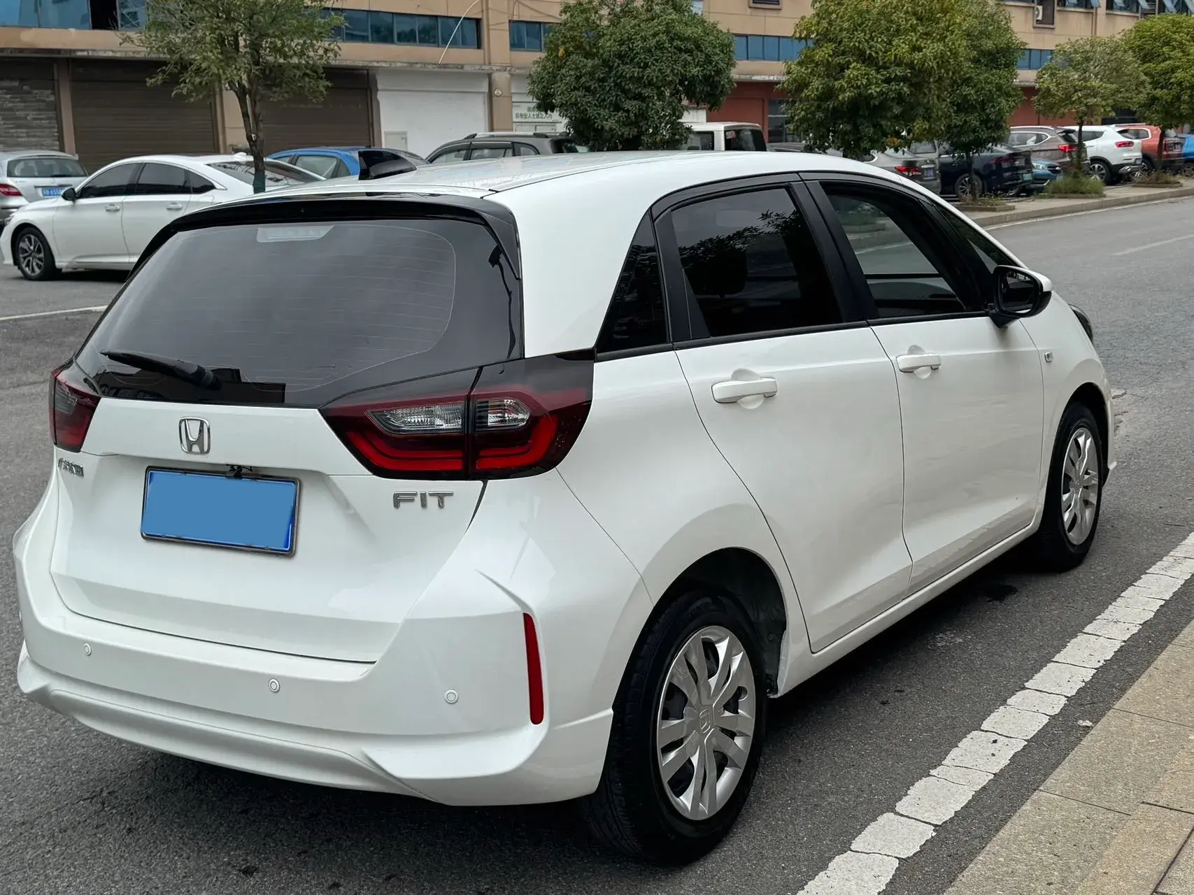 2021 HONDA FIT thumbnail 4