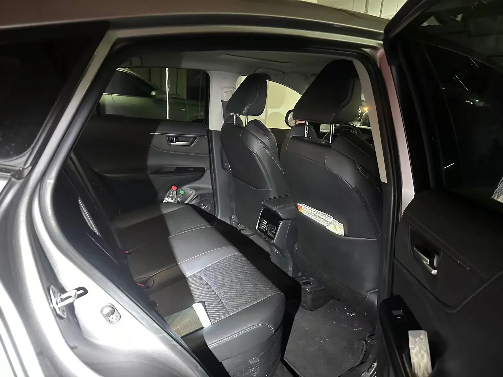 2022 TOYOTA VENZA thumbnail 4