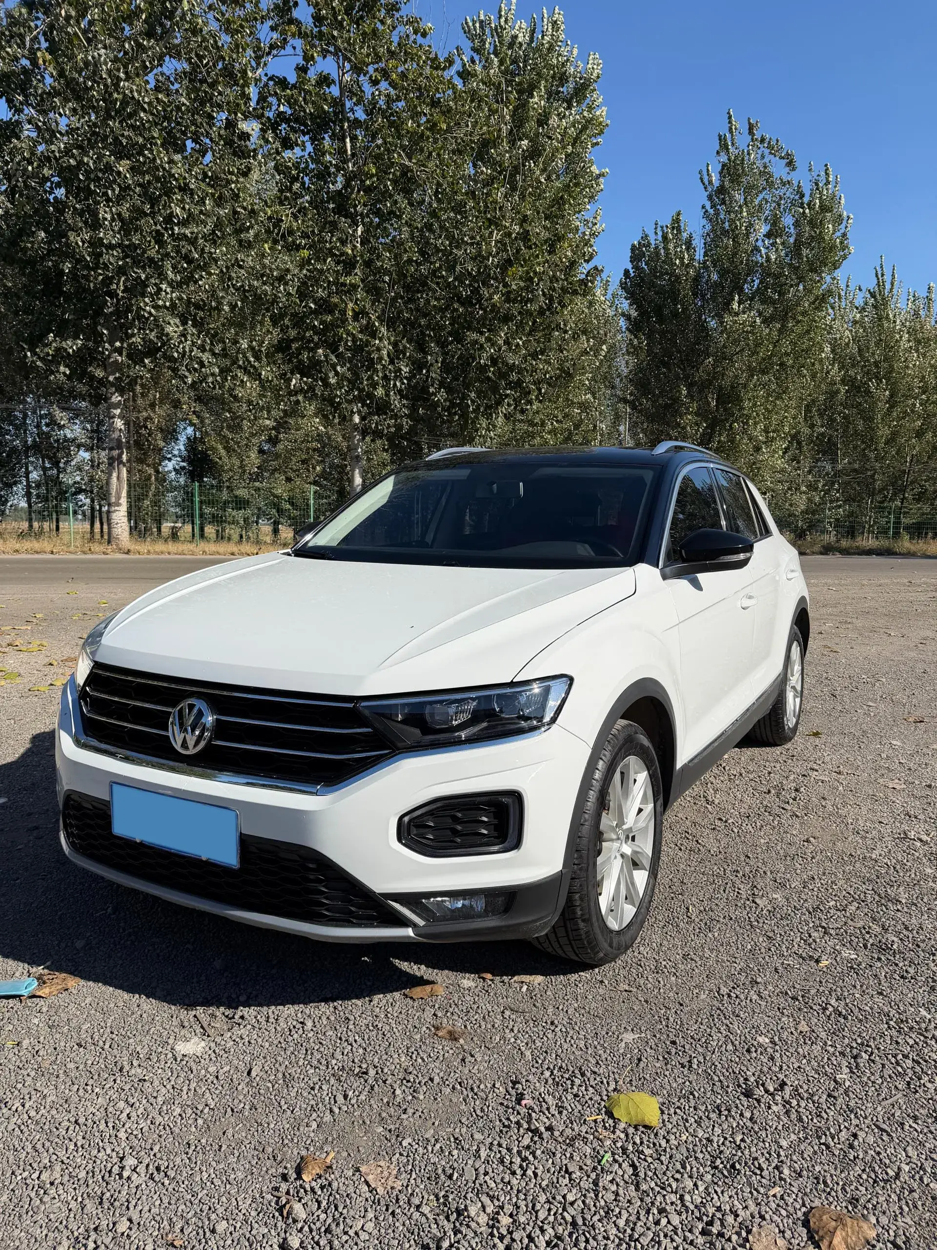 2020 VOLKSWAGEN T-ROC view 1