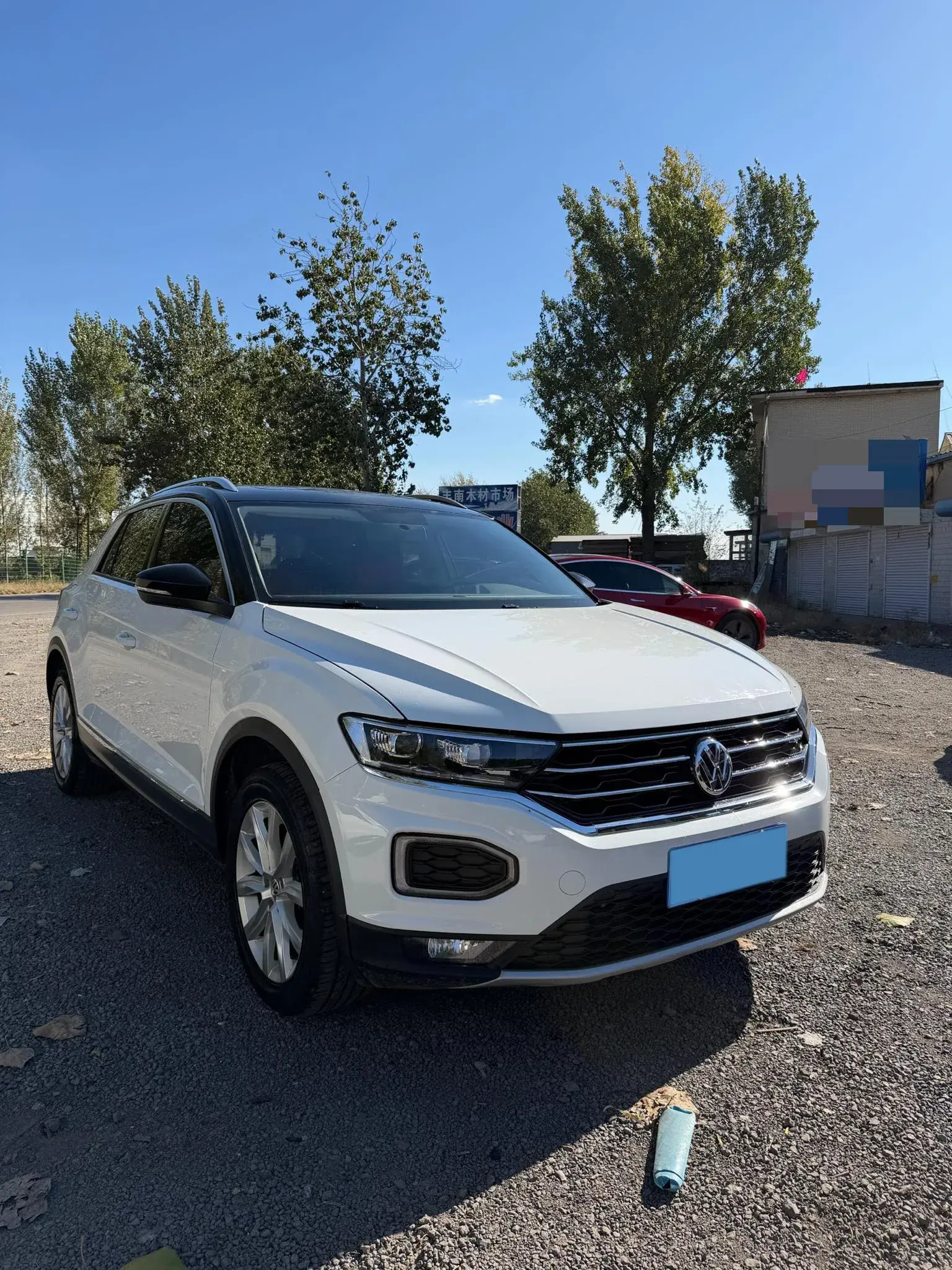 2020 VOLKSWAGEN T-ROC thumbnail 3