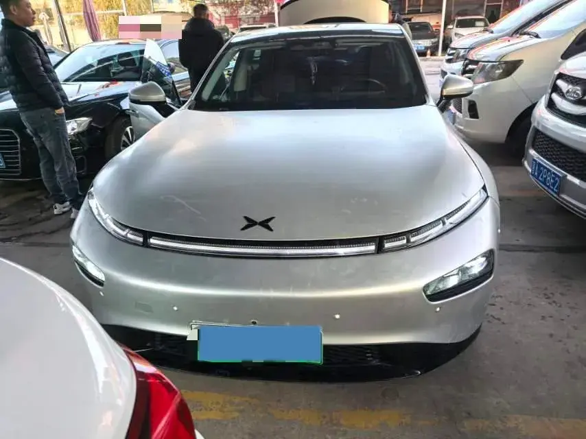 2021 XPENG P7 thumbnail 2