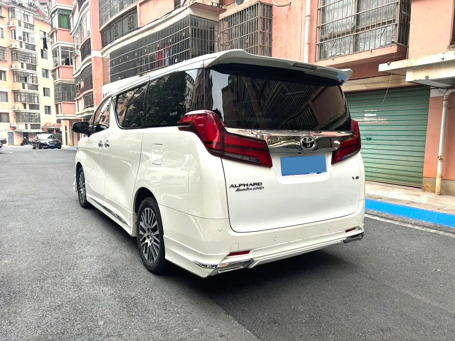 2018 TOYOTA ALPHARD thumbnail 4