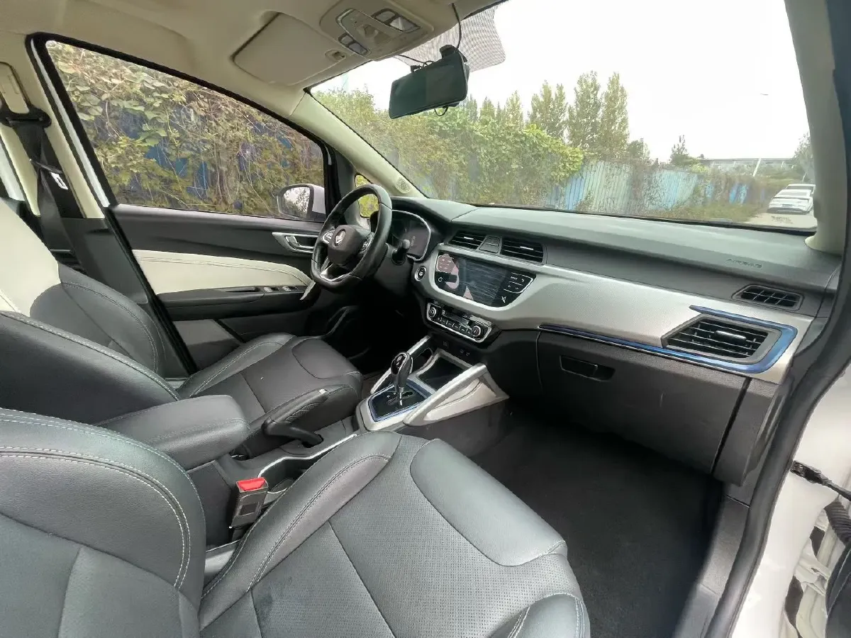 2020 Livan Maple 30X BEV 37KWH,autocango,china used car exporter,china ev exporter,chinese used car exporter,chinese used ev exporter