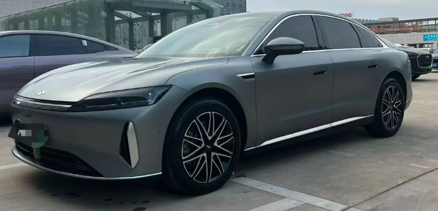 2025 Fulwin FulwinA9L 1.5T 156HP L4 1DHT PHEV