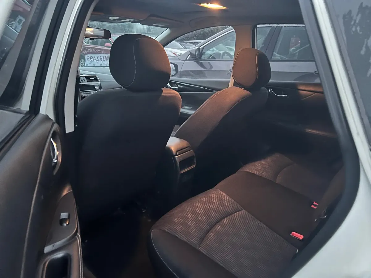 2021 Nissan Tiida 1.6L 122HP L4 CVT,autocango,china used car exporter,china ev exporter,chinese used car exporter,chinese used ev exporter