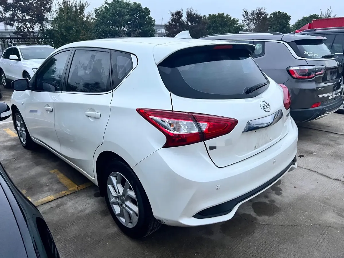 2021 Nissan Tiida 1.6L 122HP L4 CVT,autocango,china used car exporter,china ev exporter,chinese used car exporter,chinese used ev exporter