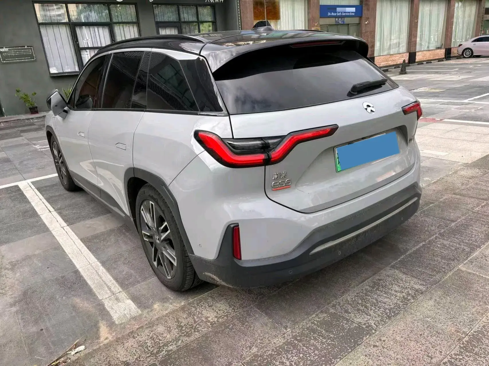 2020 NIO ES6 thumbnail 4